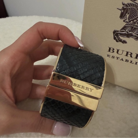 Burberry Python skin bangle - Picture 1 of 4